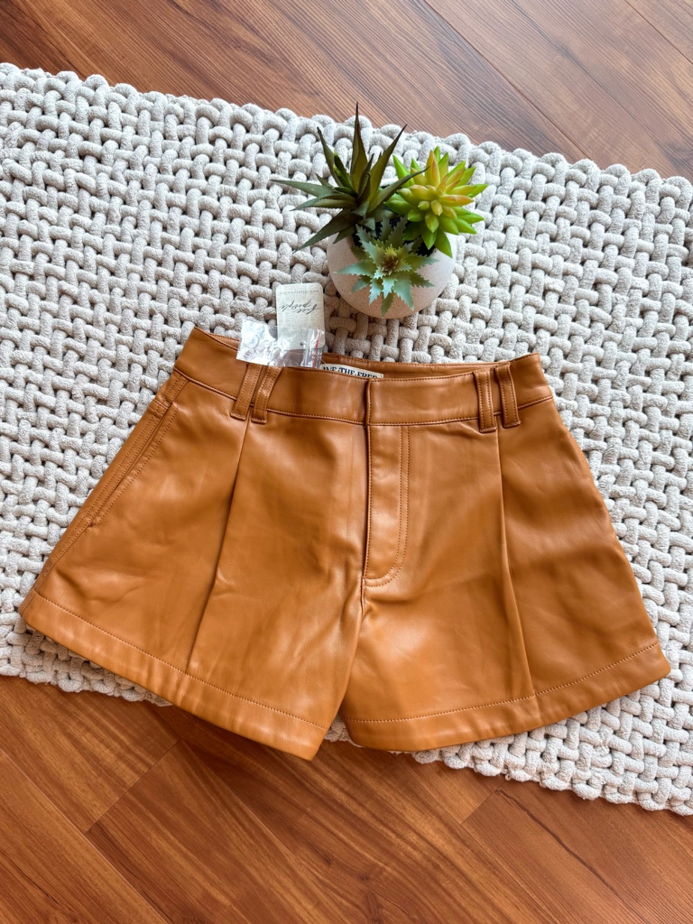 We The Free | NWT Reign Vegan Shorts in Brown Sugar | 24